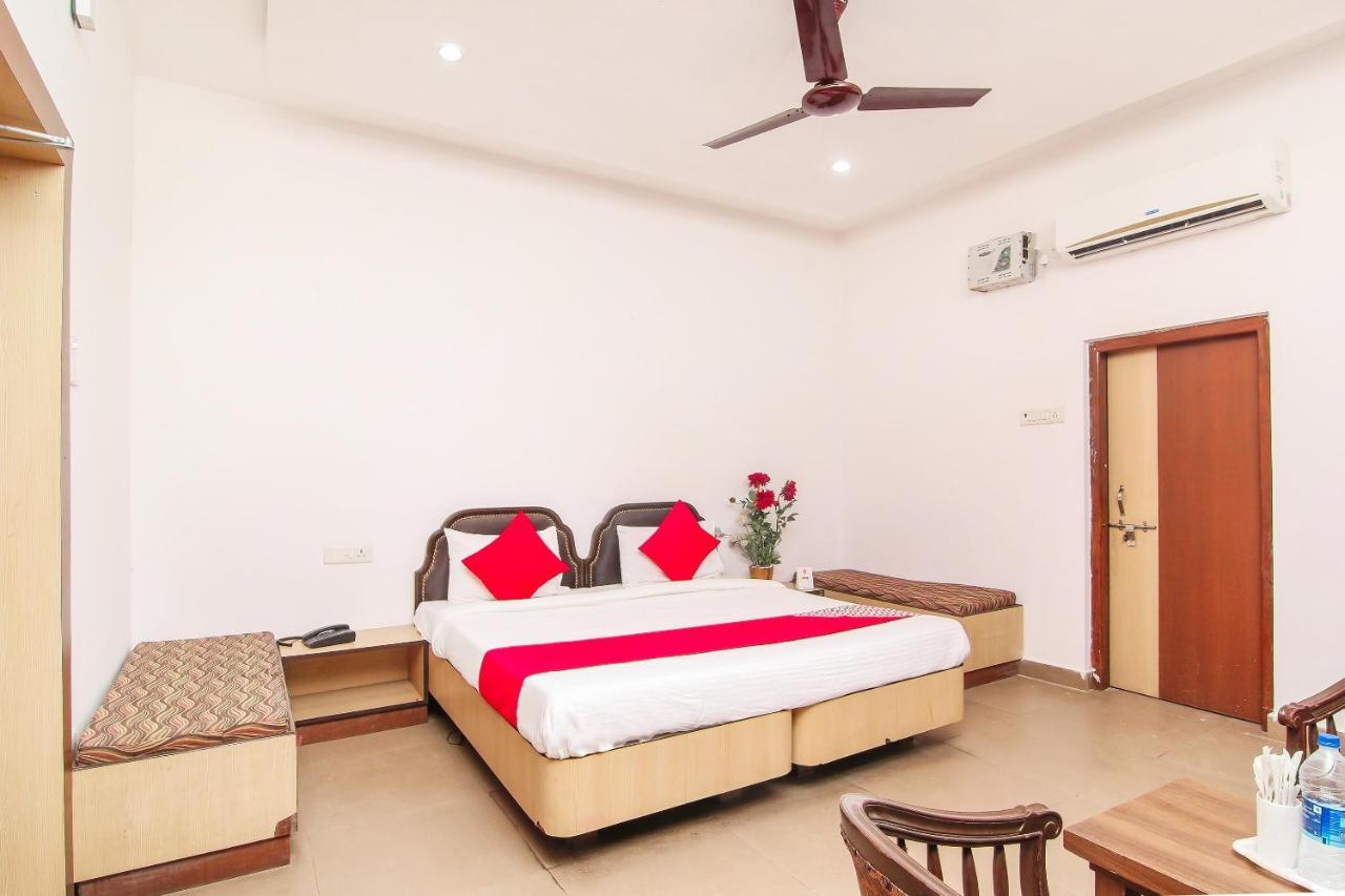 Lukergunj Holidays Prayagraj Exterior photo