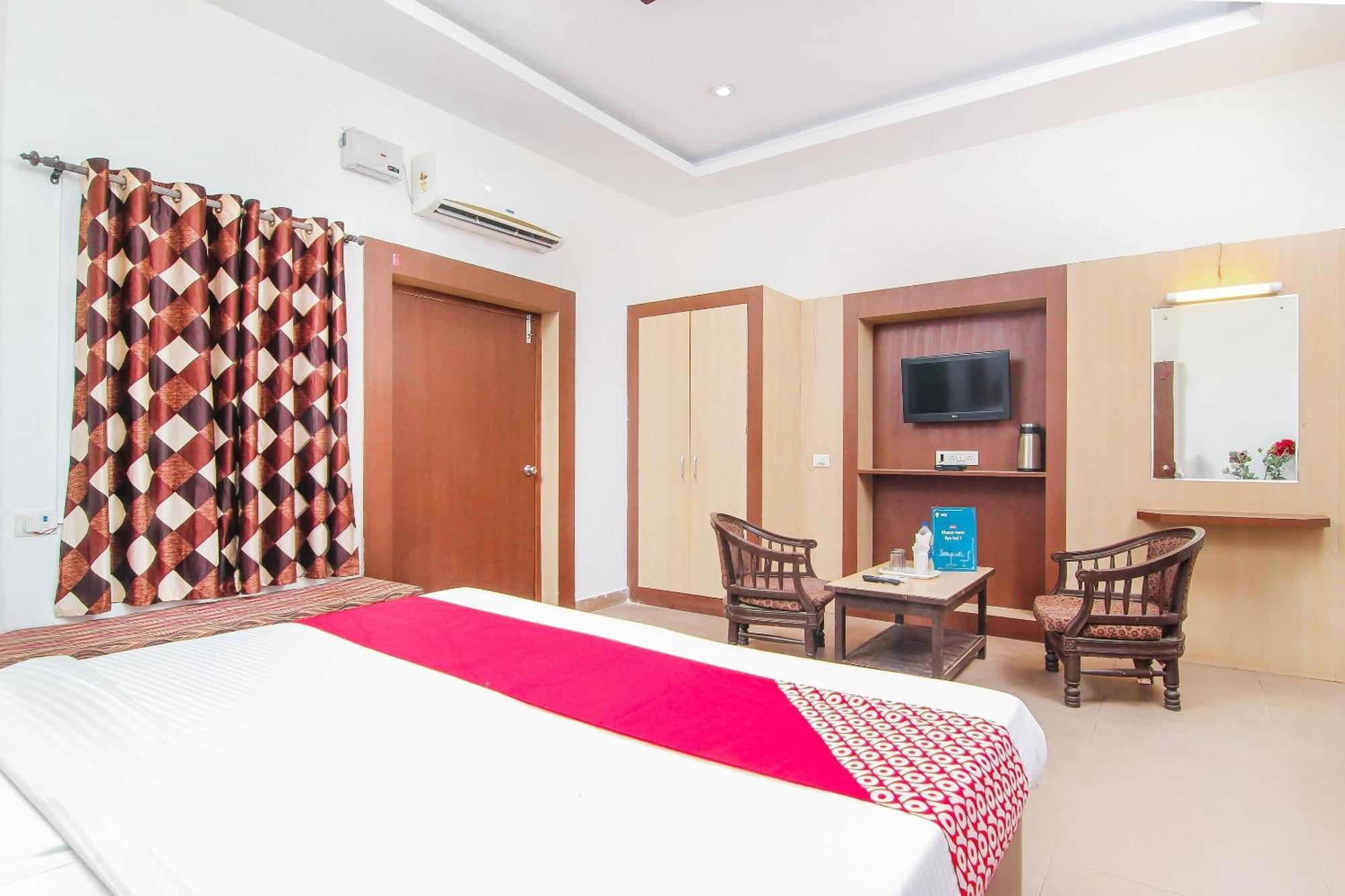 Lukergunj Holidays Prayagraj Exterior photo