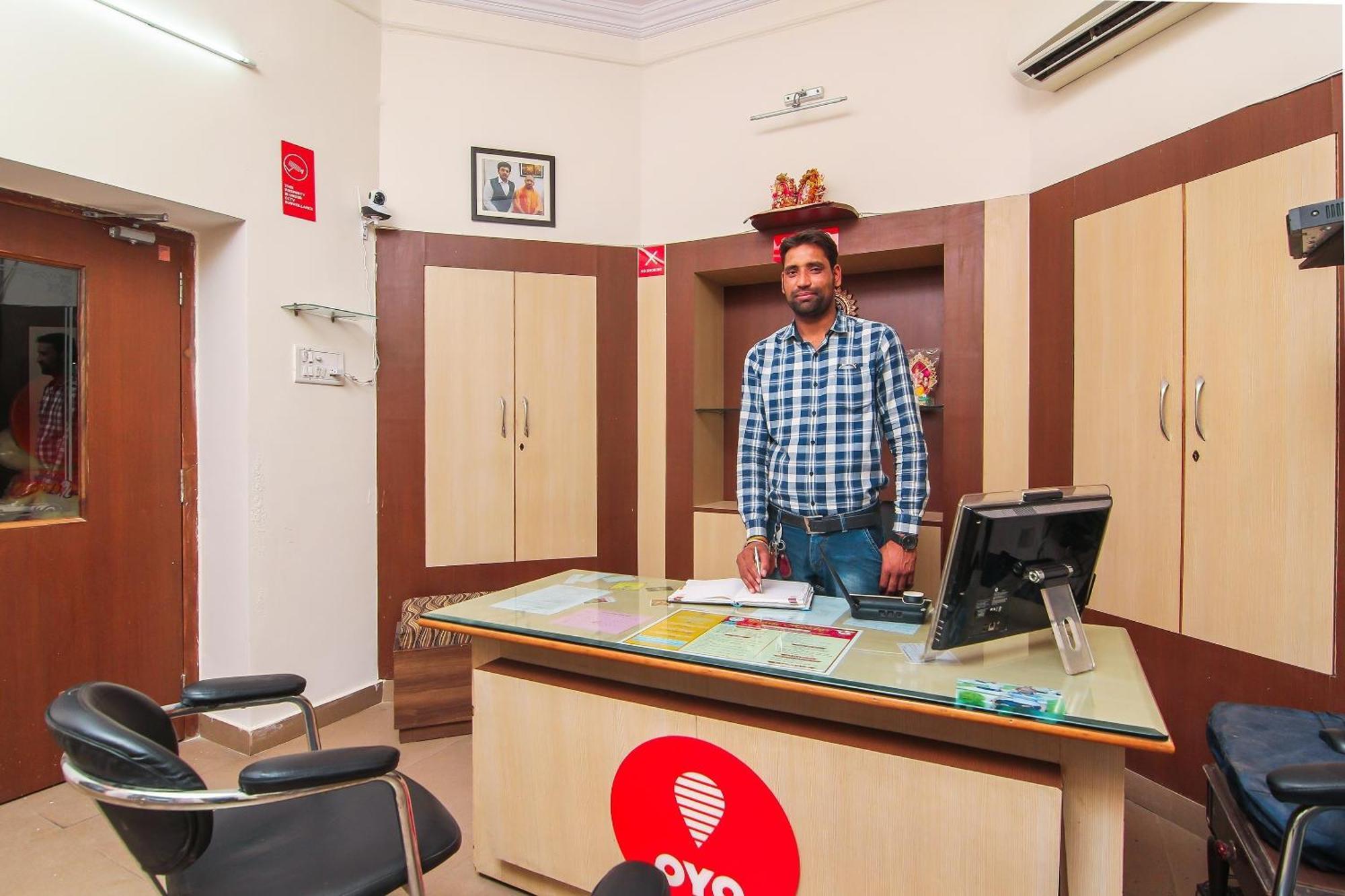 Lukergunj Holidays Prayagraj Exterior photo