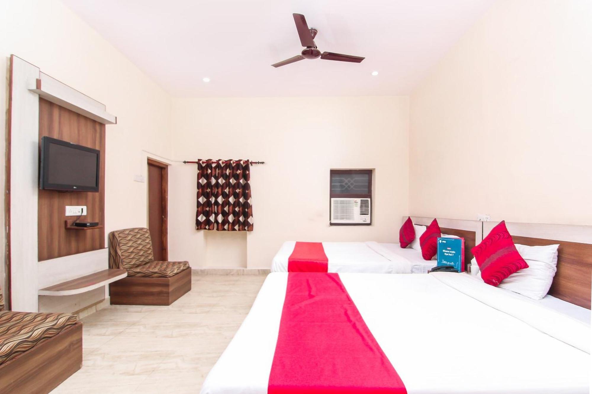 Lukergunj Holidays Prayagraj Exterior photo